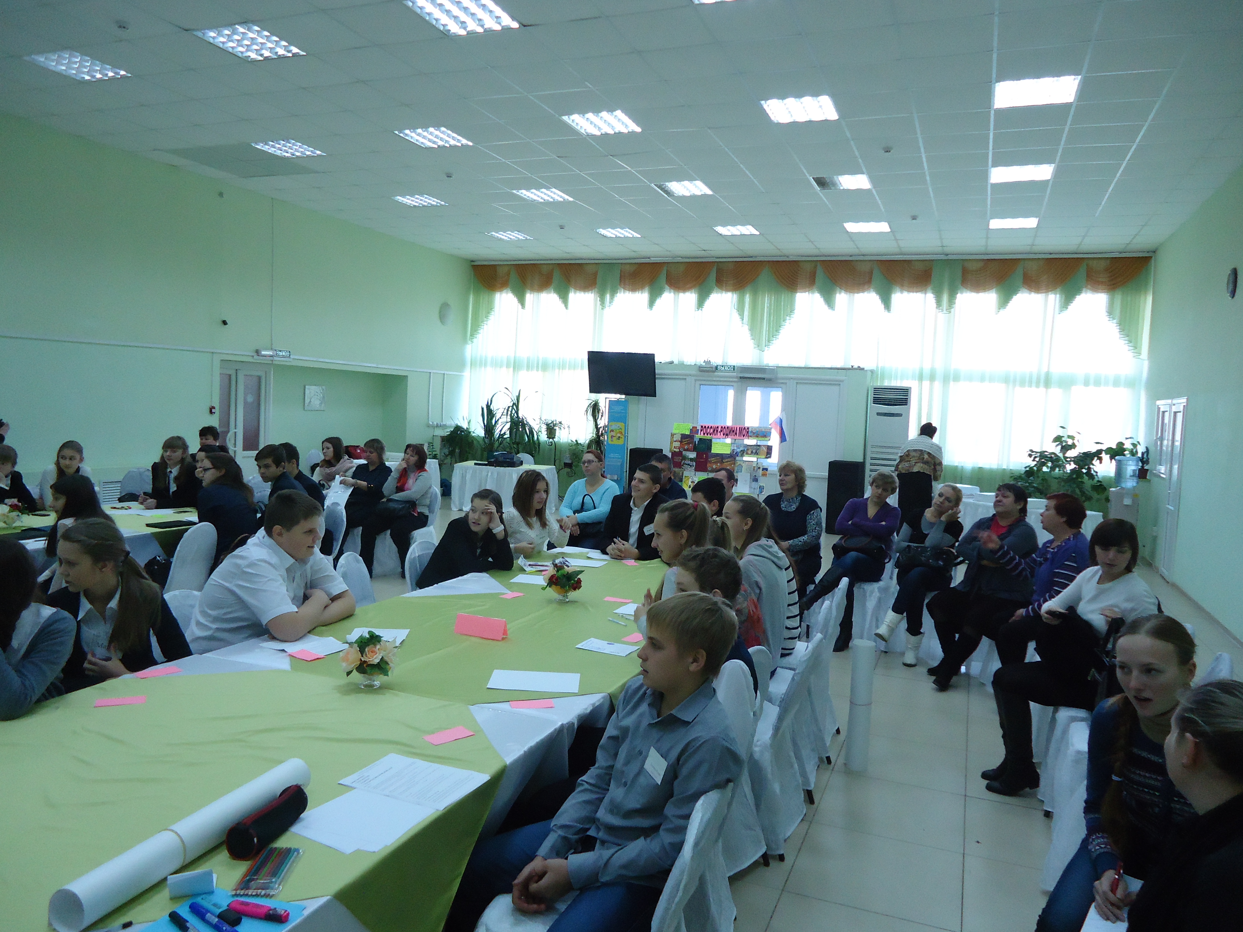Участники семинара и члены патриотических клубов Тамбовского района в ЦКД 