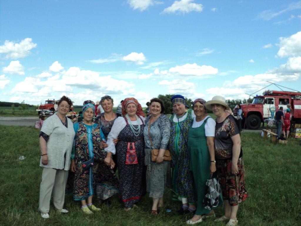 Группа мастеров Тамбовской области в Тарханах 